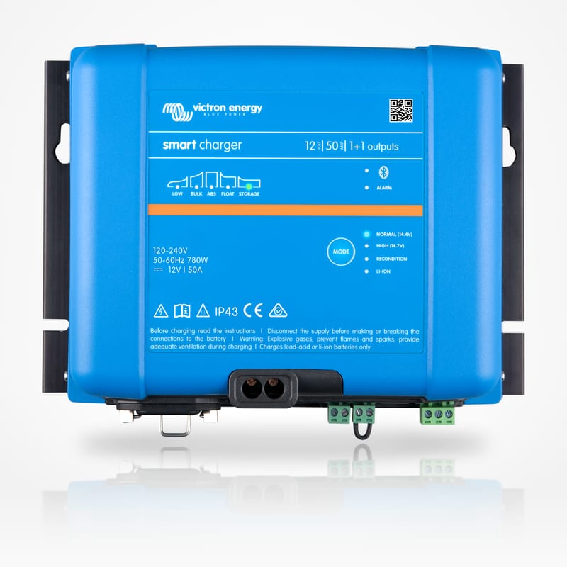 Victron Phoenix Smart IP43 Charger 12/50 (1+1) | PSC125051095