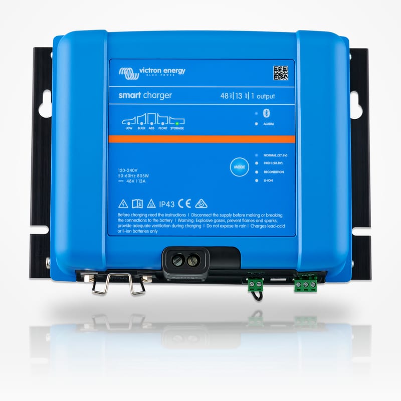 Victron Smart IP43 Charger 48/13 (1) 120-240V | PSC481350095 (1 of 5)
